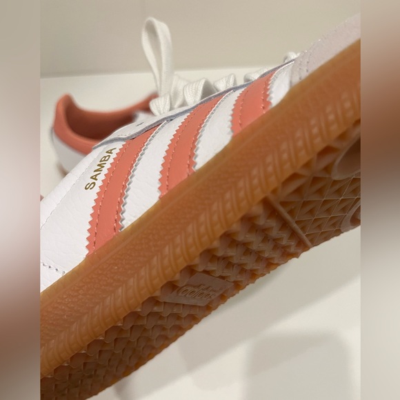Adidas Samba White and Coral Trainers - Picture 7 of 8